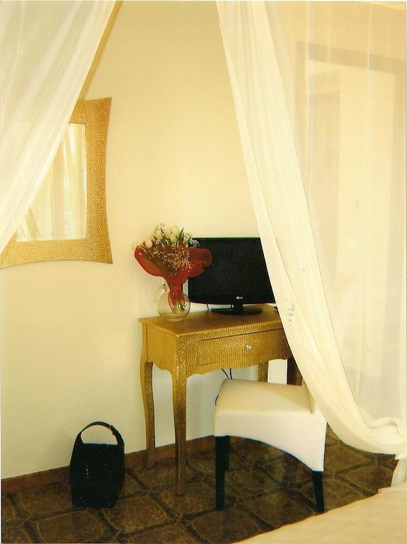 Ca 'D Peraca Hotel Monticello d'Alba Room photo